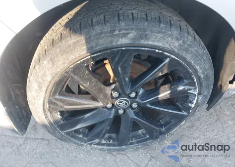 2022 Toyota Corolla Se Nightshade Edition z USA, uszkodzony, nr VIN JTND4MBEXN3174164